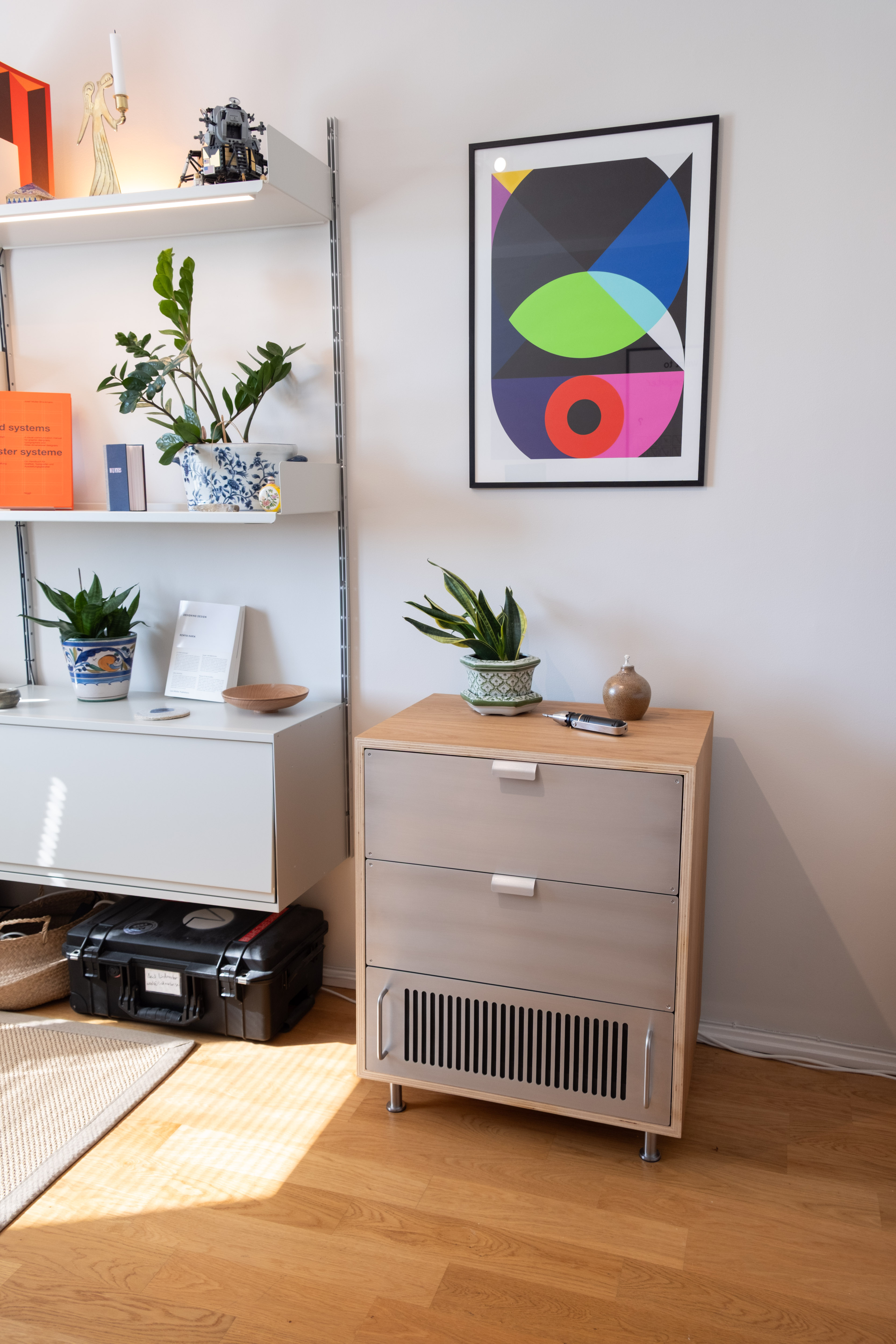 Trial computer cabinet