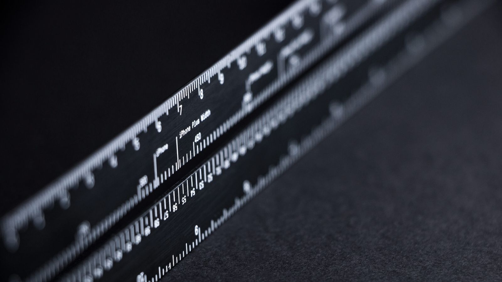 iPhone showing the LindLund companion app with ruler measurement tools